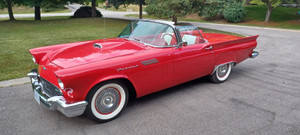 1957 Ford Thunderbird
