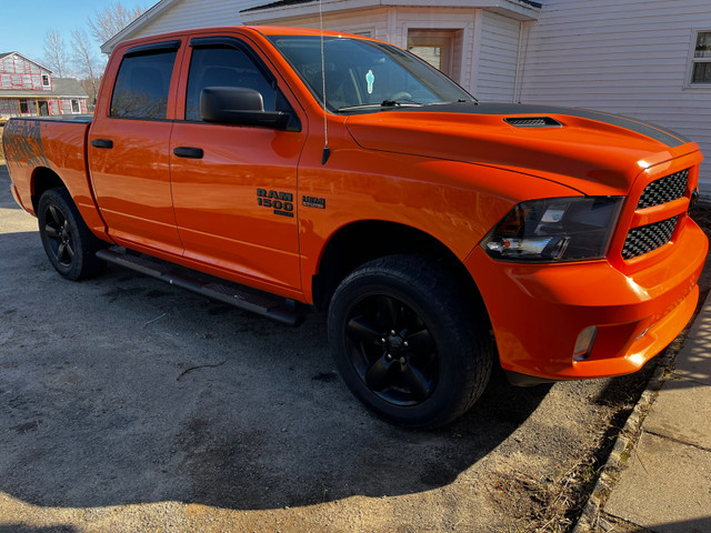 2019 Dodge Ram Classic Crew Cab in Cars & Trucks in Fredericton - Image 2