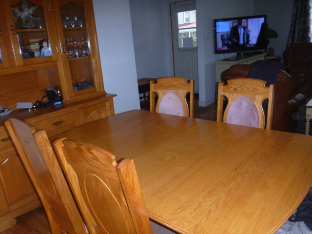 set de cuisine dans Mobilier de salle à manger et cuisine  à Sherbrooke - Image 2