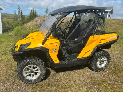 2015 Can Am Commander 800 Low kms Hard roof Split windshield Side mirrors Rear dust guard Bluetooth...