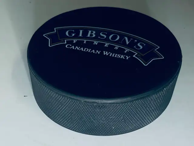 Hockey Puck - Gibson's Finest whisky Promotion in Arts & Collectibles in Mississauga / Peel Region - Image 5