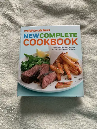 NEW Hardcover Binder with loose pages - Weightwatchers New Complete Cookbook: Over 500 Delicious Rec...