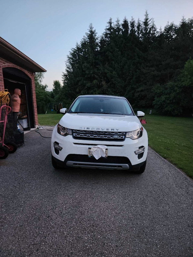 2016 Land Rover Discovery sport hse in Cars & Trucks in Mississauga / Peel Region - Image 2