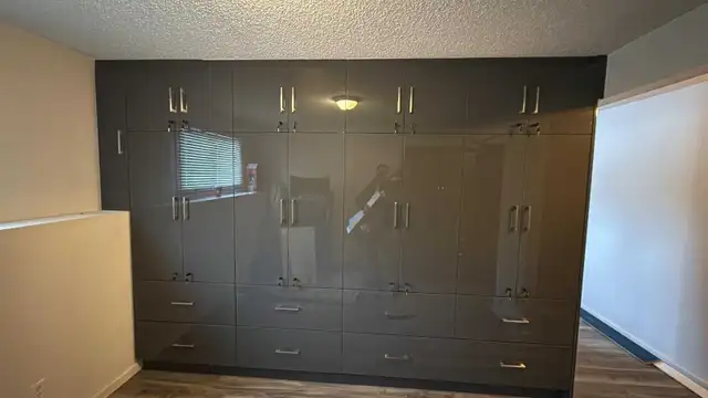 Custom Pantry Cabinets in Cabinets & Countertops in Calgary - Image 6