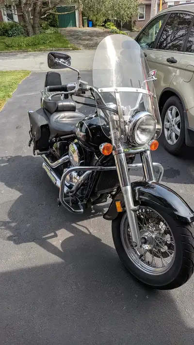 Original Owner MVI March 2027 Specs Engine: 805cc, liquid-cooled, 4-stroke, V-twin Transmission: 5-s...