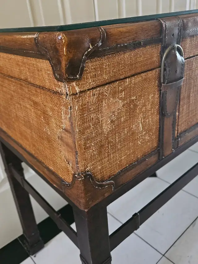 VTG STILES BROTHERS STYLE STEAMER SAFARI WICKER TABLE / CONSOLE in Coffee Tables in City of Toronto - Image 8