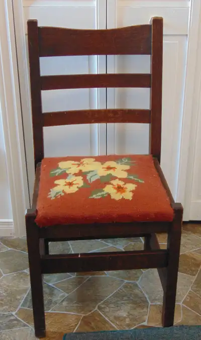 OAK LIBRARY DESK CHAIR 17.25" WIDE X 16.5" DEPTH SEAT IS 18" HIGH AND BACKREST IS 35" HIGH-- NEEDLE...
