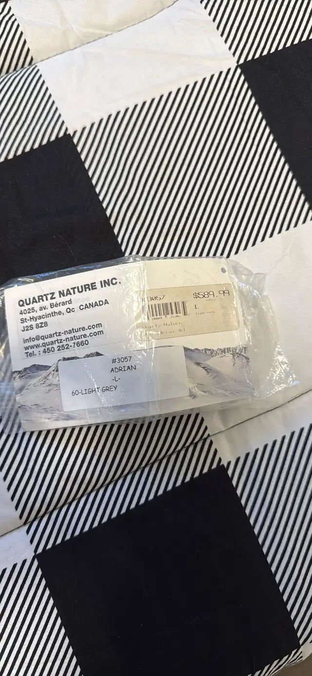Quartz Men’s winter parka - Large in Men's in Strathcona County - Image 6
