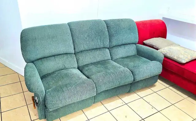 Recliner sofa in Chairs & Recliners in Charlottetown - Image 3