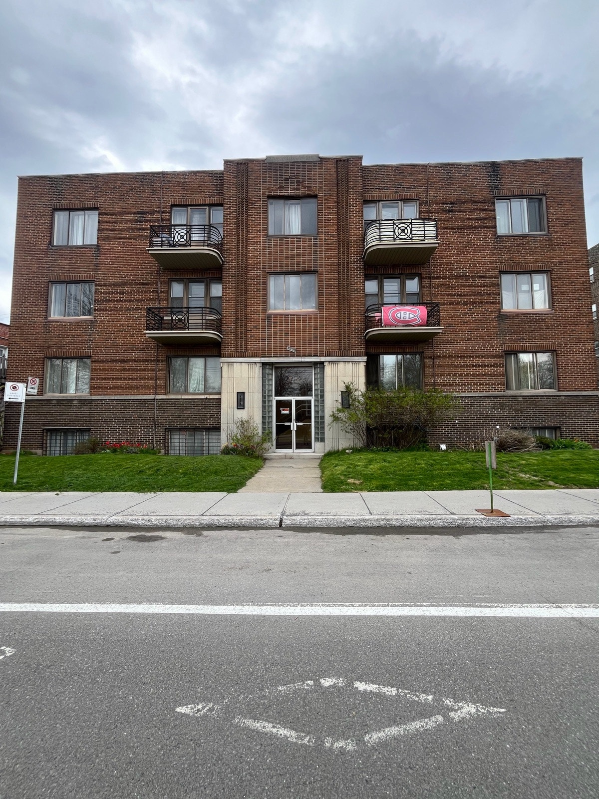 4475 Grand Blvd. — photo 1