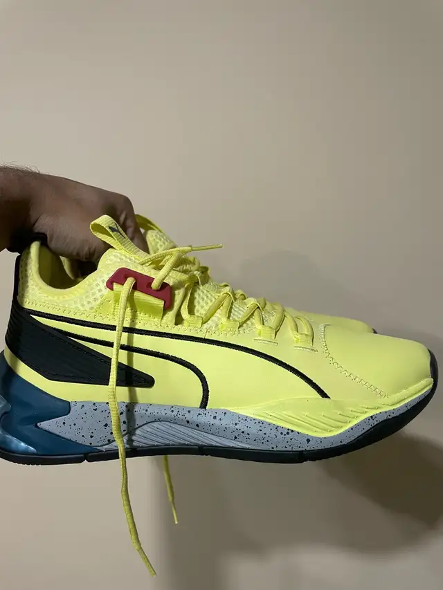 Basketball shoes in Other in Oshawa / Durham Region - Image 4