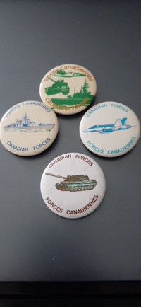 Canadian forces pinbacks