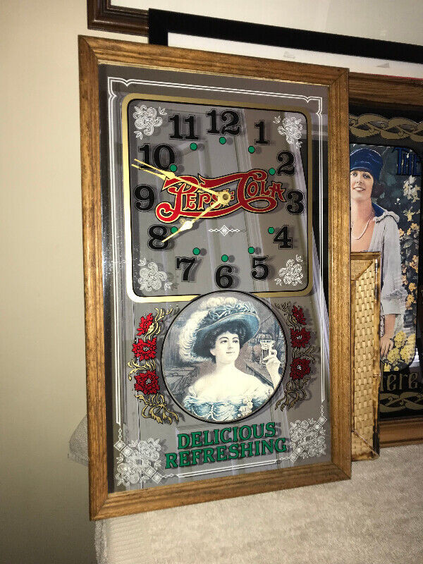 Vintage Pepsi Cola mirror clock Excellent Condition in Arts & Collectibles in Calgary