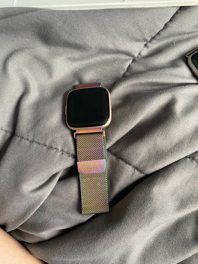 Fitbit Versa S2 in Jewellery & Watches in Longueuil / South Shore - Image 2