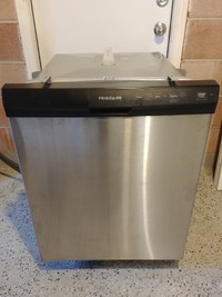 Dishwasher Stainless Frigidaire - Works Great