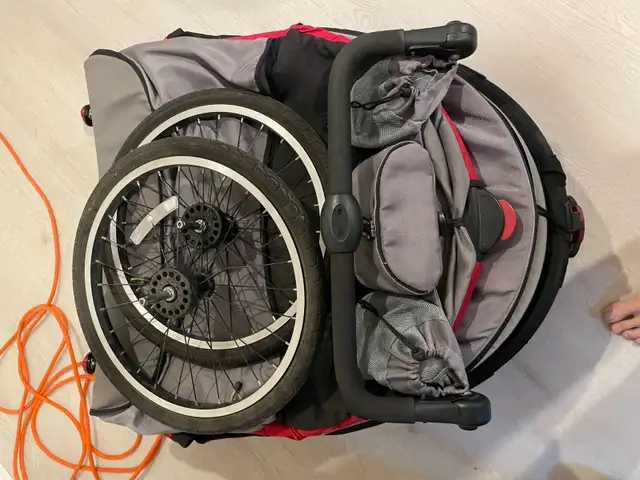 Tandem Bike Trailer in Kids in Hamilton - Image 5