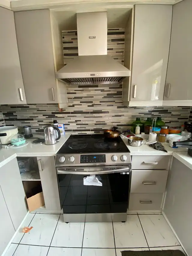 Spacious Bedroom for Rent – Prime Brampton Location! in Room Rentals & Roommates in Mississauga / Peel Region - Image 7