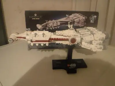 star wars lego set.as is firm price! will not ship.