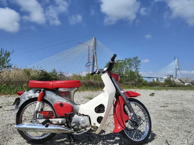 Vintage motorcycle Honda Yamaha  in Other in Windsor Region - Image 5