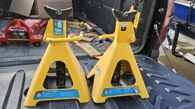 Jack stands , View more