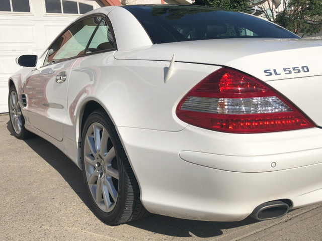 2007 Mercedes SL 550 Convertible in Cars & Trucks in Calgary - Image 3