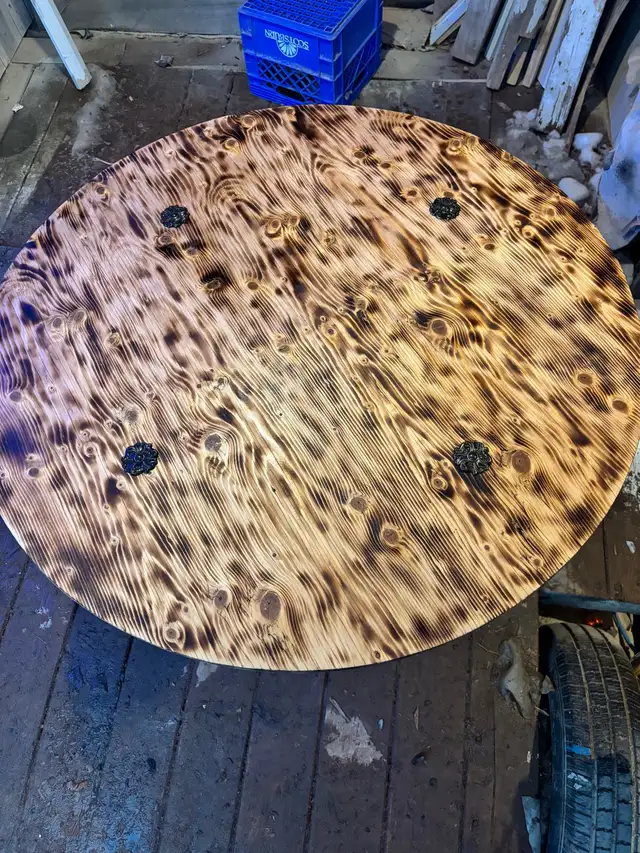  rustic coffee table in Coffee Tables in Bedford - Image 3