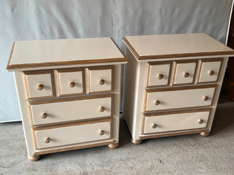 Two night stands, excellent condition Dressers & Wardrobes Markham