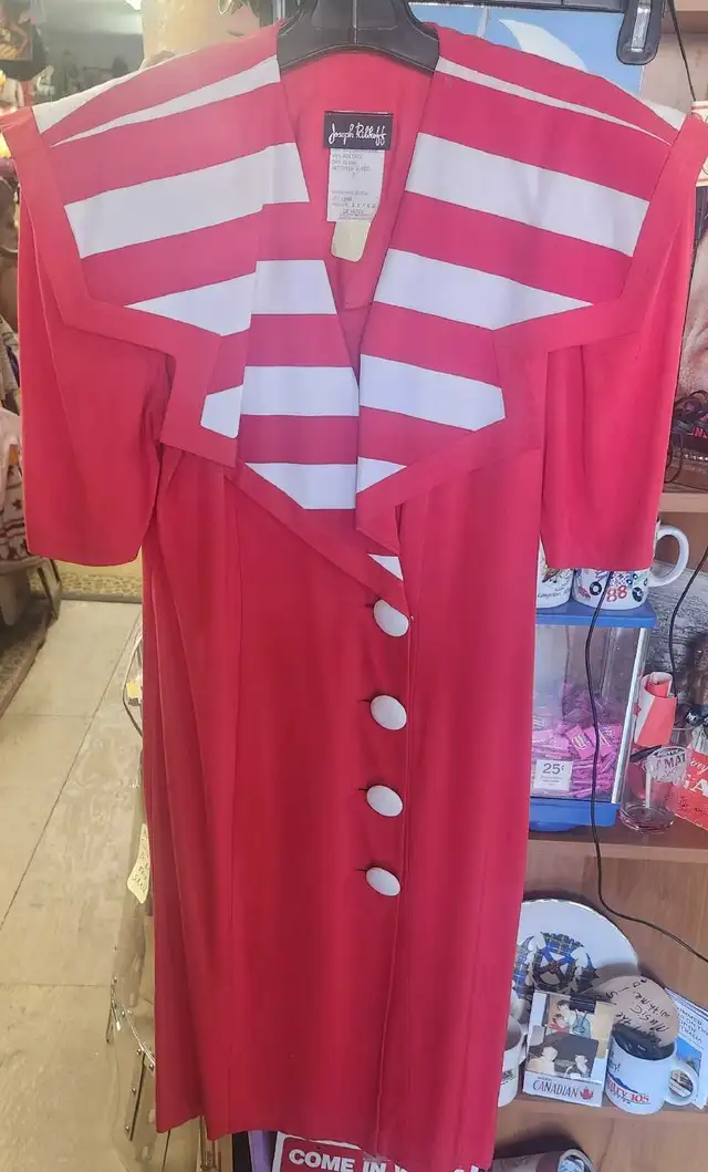 Joseph Ribkoff Dress in Women's - Dresses & Skirts in Calgary - Image 2