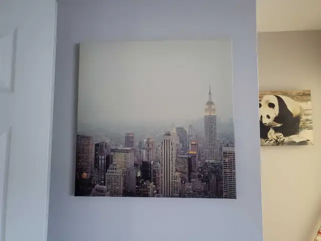 22 x22 inch Canvas NYC  in Home Décor & Accents in Ottawa - Image 3