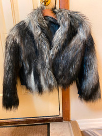 Bebe Dressy Winter Coat - Hollywood Style Look-Small