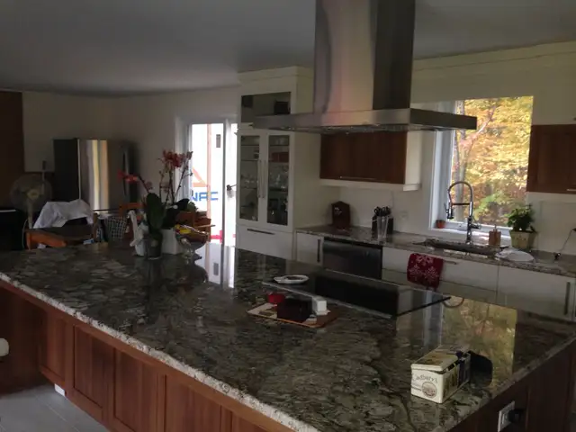 Maison sur la montagne, possibilité bi-génération in Houses for Sale in Laval / North Shore - Image 3