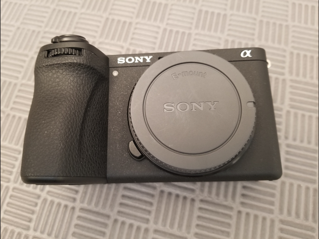 sony a6700. shutter count only 3515 like new condition