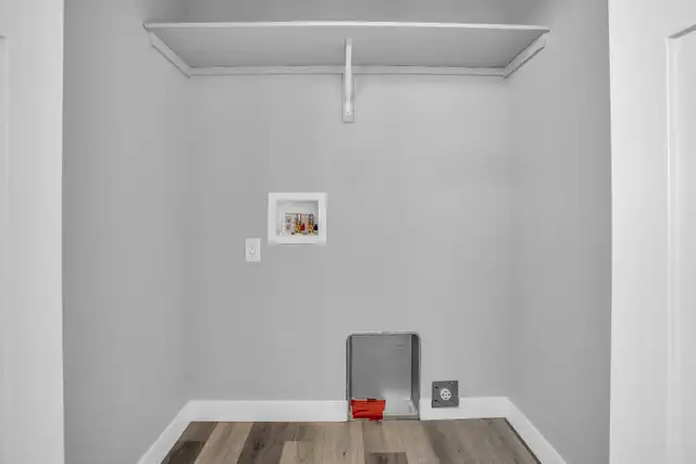 Lakefront Home and Lots For Sale in Saskatchewan in Houses for Sale in Regina - Image 32