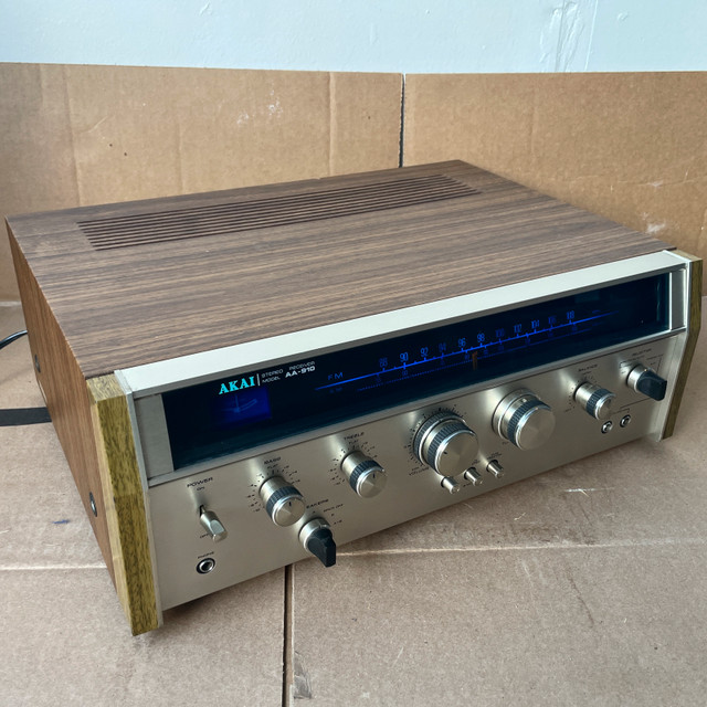 AKAI AA-910 Stereo Receiver  in Stereo Systems & Home Theatre in Barrie - Image 3