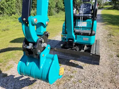 Mini excavator 2 ton JT5200. Great for jobs like landscaping, home renovations, installing pools, de...