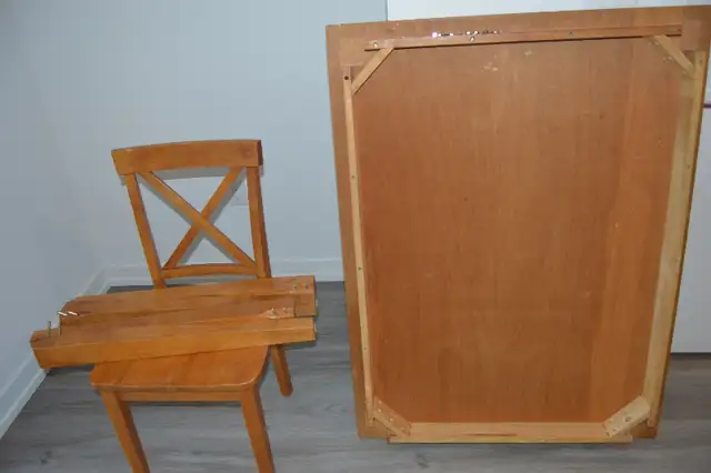 Solid Wood dinning table set with four chairs - 3 ft X 4 ft in Dining Tables & Sets in Markham / York Region - Image 5
