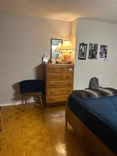 Private  room available  in Sheppard  and Yonge