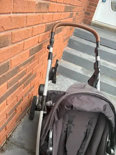 Graco double Stroller, Carseat, bassinet, Toddler seat & 3 bases, View more