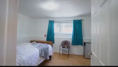 1 private bedroom and bathroom for rent, 8 minutes walk from UofM. All major bus routes are just 2 m...