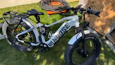 2022 Vamoose Super Mammoth XI 750 SO Electric Bike, View more