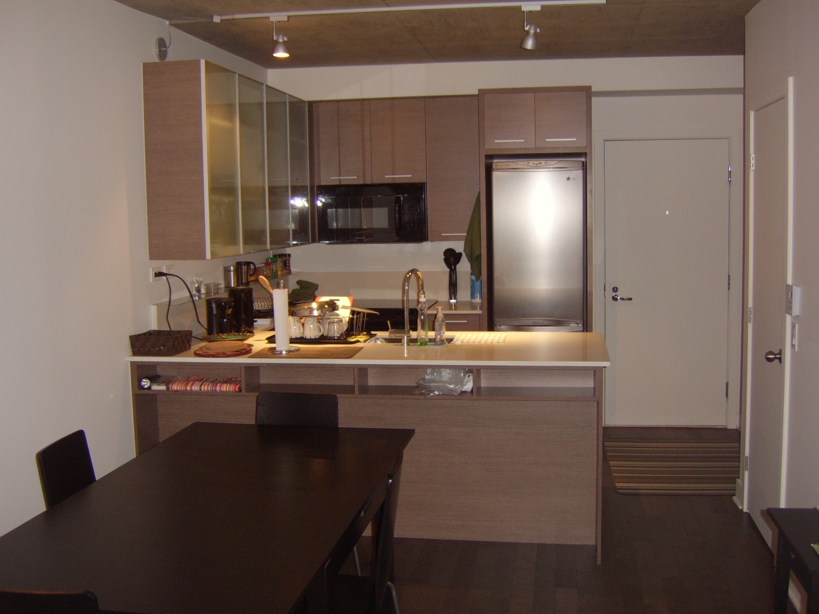 Fully Furnished 3 ½ Condominium available for rent October 15th — photo 1
