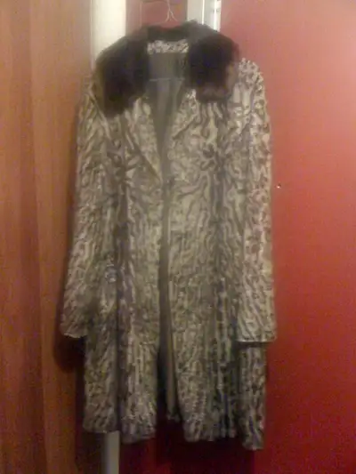 Ladies Fur-coats , imitation, View more