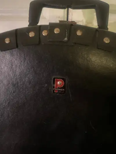 Vintage cymbal case, View more