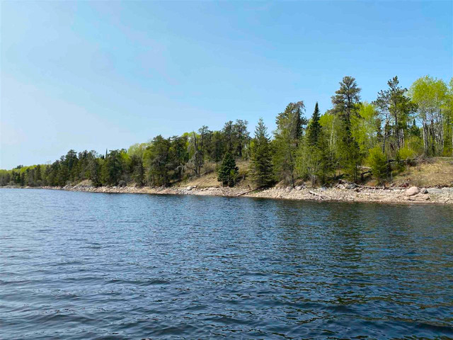 PCL 8452 Darlington Bay - Amazing property on the Winnipeg River in Land for Sale in Kenora - Image 2