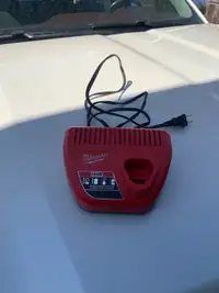 Milwaukee 12 volt charger