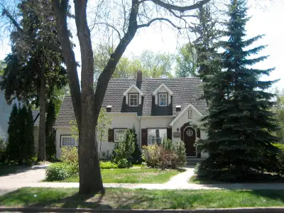 House Near U of A - 4.5Bd/2Ba