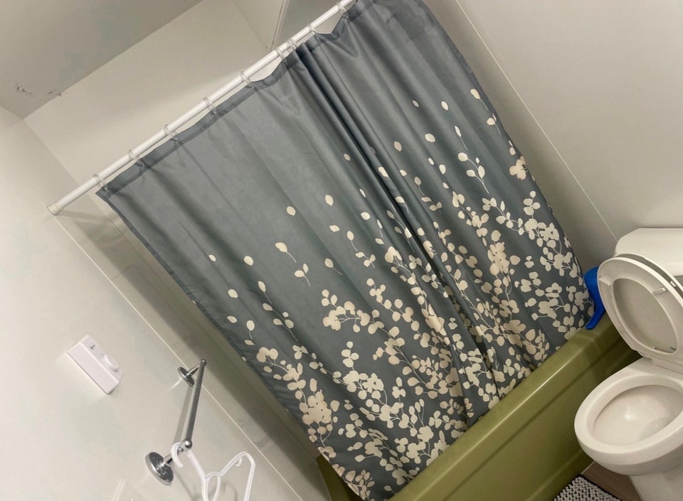 room for rent 4