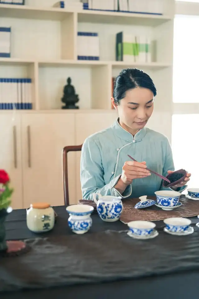 Chinese Floral Arrangement and Tea Classes576949842325678081