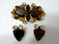 ENSEMBLE TROIS PIECES VINTAGE FASHION JEWELRY THREE PIECE SET