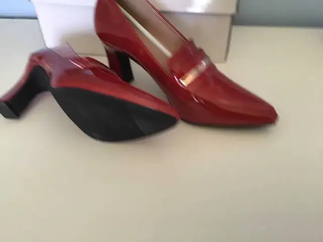 women's shoes ( new ) in Women's - Shoes in City of Montréal - Image 4